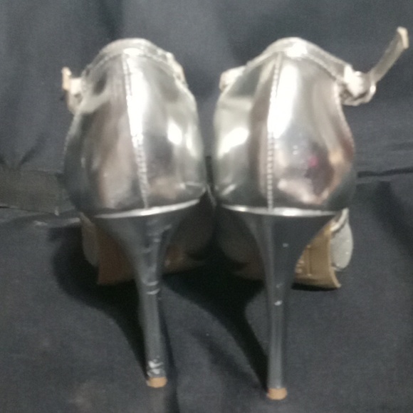 Womens silver sparkly size 7 high heels strappy - Picture 3 of 5
